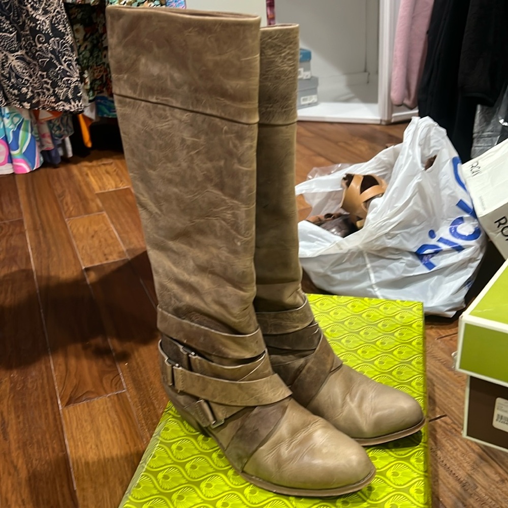 Gianni Bini boots